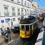 Spacious T4 With Iconic Tram 28 View Lissabon