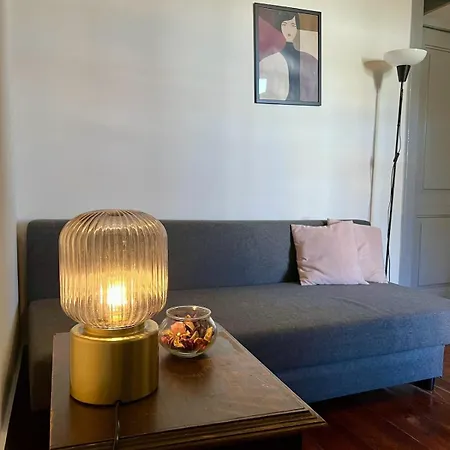 3 Bedroom With Balcony Apartment Lisbon