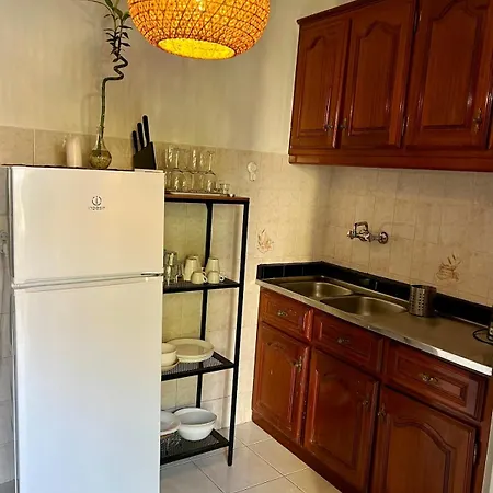 3 Bedroom With Balcony Apartment Lisbon