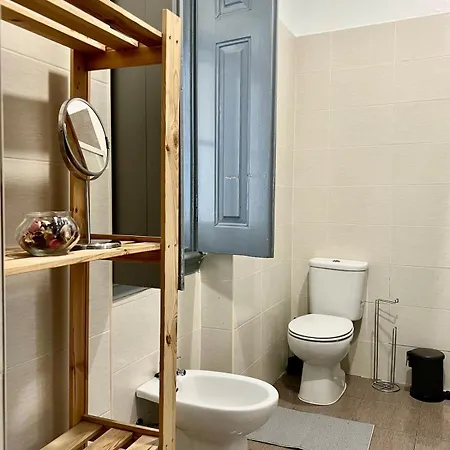 Apartment 3 Bedroom With Balcony