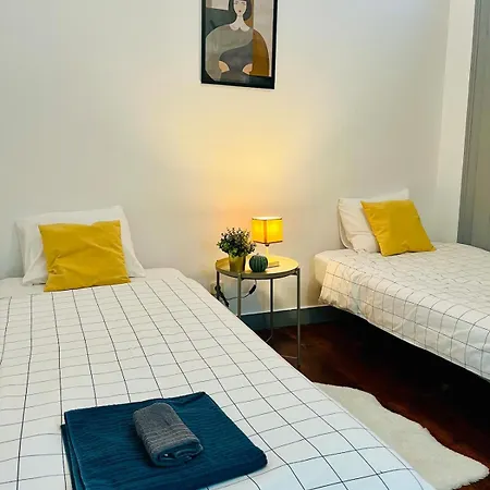3 Bedroom With Balcony * Lisbon