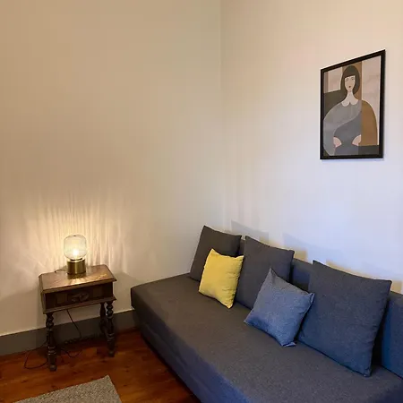 Lägenhet Spacious T4 With Iconic Tram 28 View *