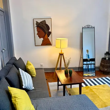 Apartamento Spacious T4 With Iconic Tram 28 View