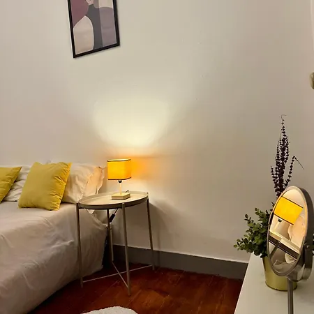 Spacious T4 With Iconic Tram 28 View Apartment Lisbon