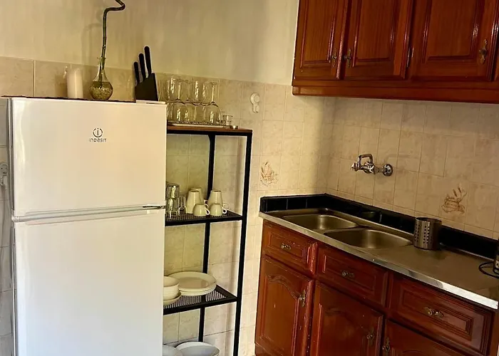 Spacious T4 With Iconic Tram 28 View Daire Lisboa